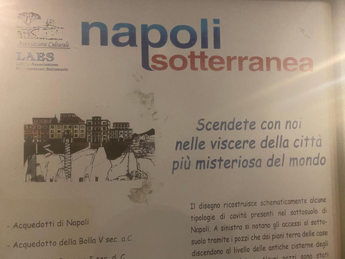 Casa Gioia, Tra Palazzo Reale,Lungomare E Monte Echia Lejlighed Napoli Eksteriør billede